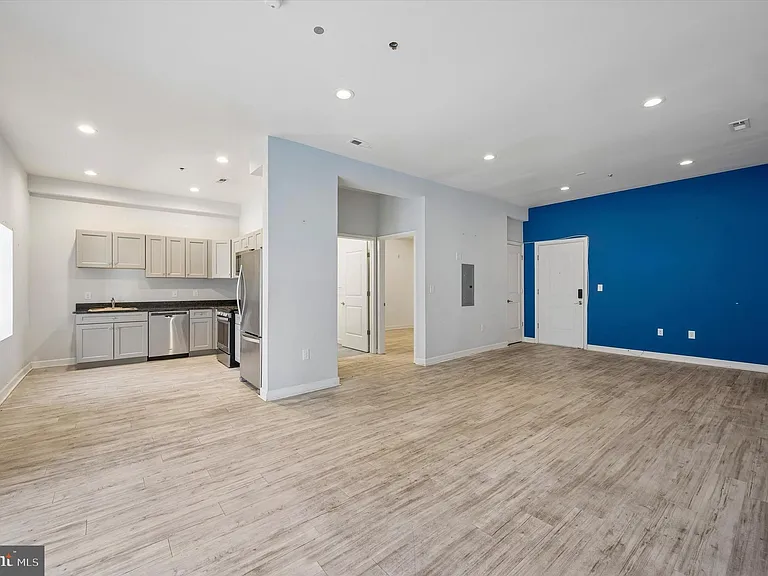980 N Marshall St #1 — Photo 8