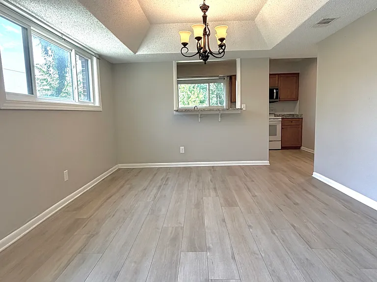 28 Briarglen Pl — Photo 7
