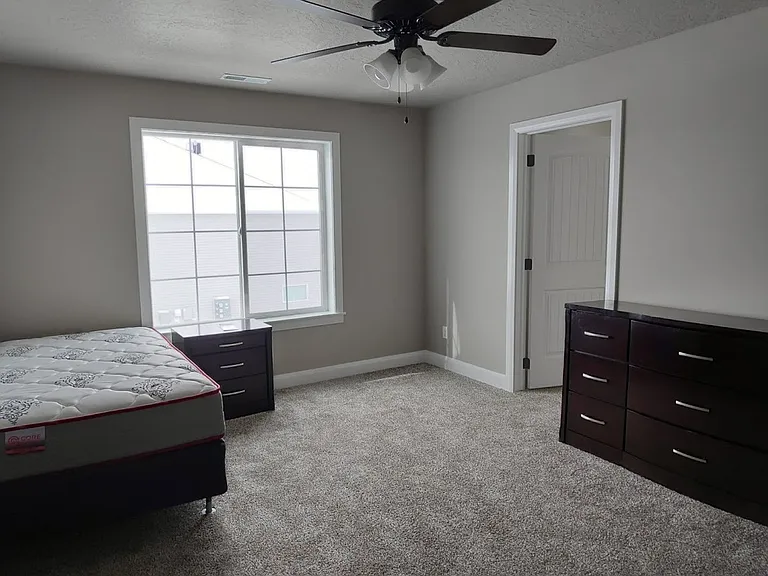 404 W 1325 N #J2 — Photo 10