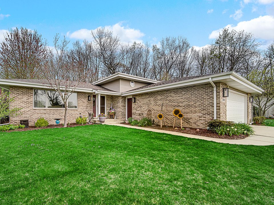 1st image of 3050 Emerald Dr