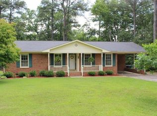 404 1st St, Broadway, NC 27505