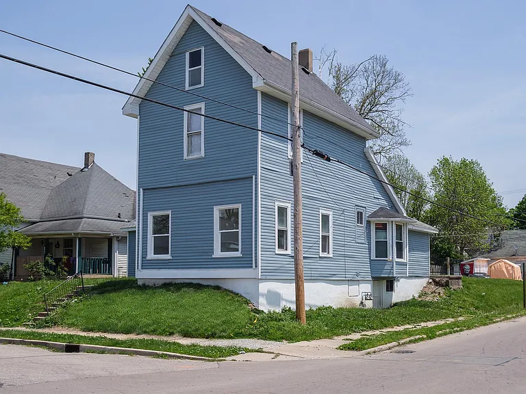 2034 Fletcher St #1 — Photo 12