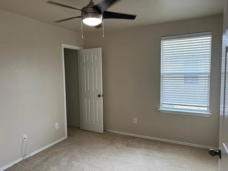 1604 Corn Hill Ln — Photo 24