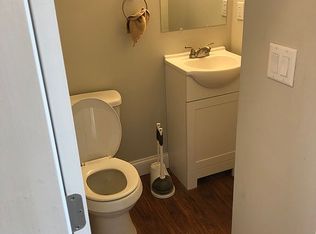 102 W Walnut St, Southgate, KY