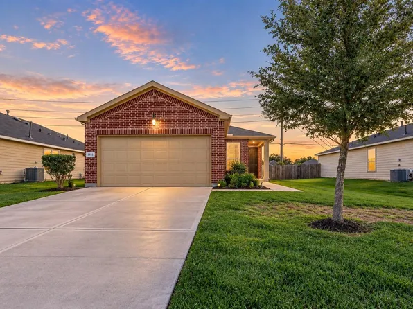 5832 Bluebonnet Ln, Rosenberg, TX 77469