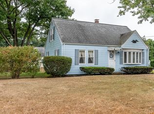 23 Lancaster Ln, Norwood, MA 02062