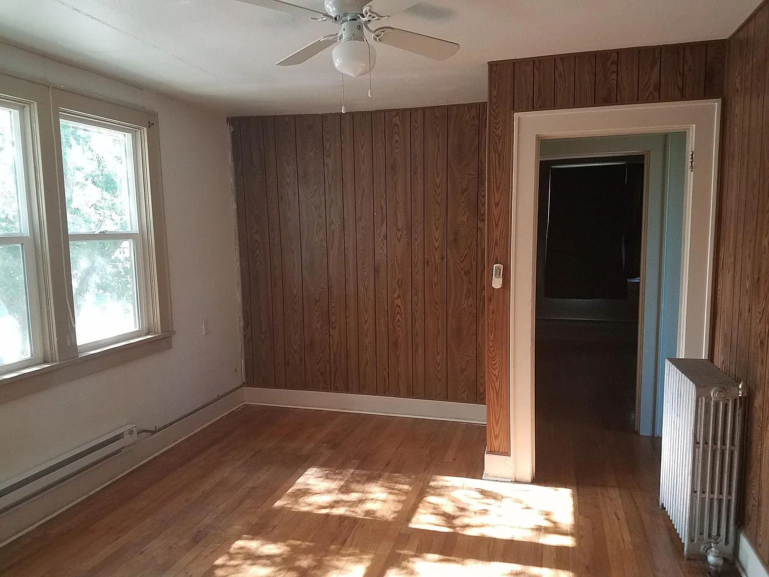 403 E Montezuma Ave — Photo 1