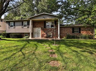 39 Jeffrey Wayne Dr, Saint Peters, MO 63376