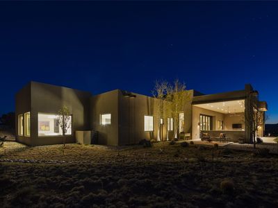 2 Via Oso, Santa Fe, NM, 87506