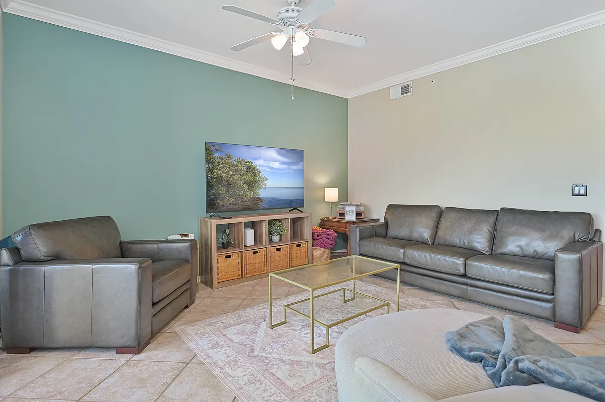 Building Photo - 8490 Kingbird Loop #924