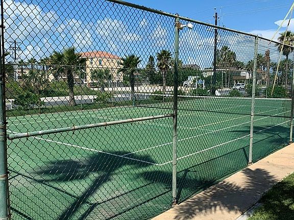 3rd image of 1400 Gulf Blvd Unit 107