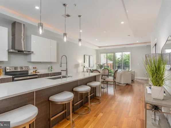1125 Morse St NE APT 2, Washington, DC 20002