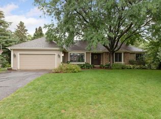 3397 Rae Ln, Woodbury, MN 55125