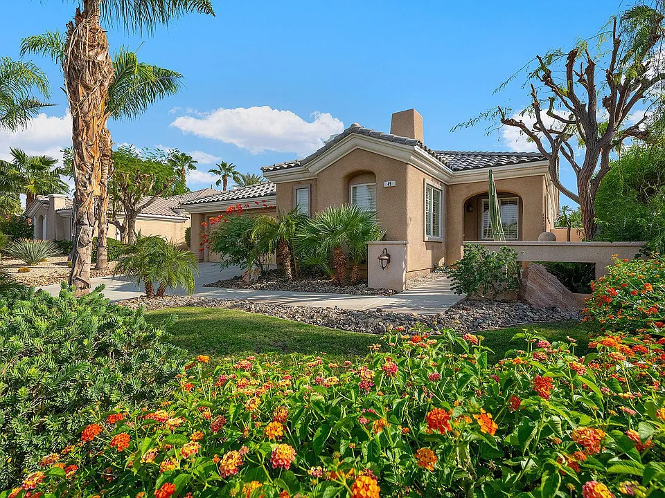 49 Vista Mirage Way