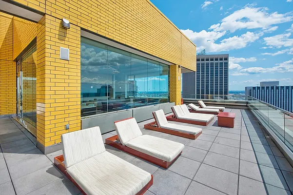 Rented by Vista Global Property Solutions | media 28