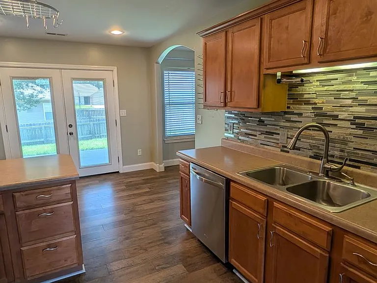 3403 Birdsong Ln — Photo 5