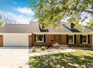 207 Gillman Ave, Washington, IL 61571