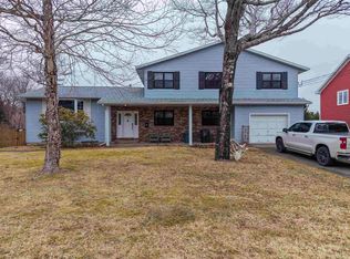 57 Bardmoor Cres, Cape Breton, NS B1S 3S5
