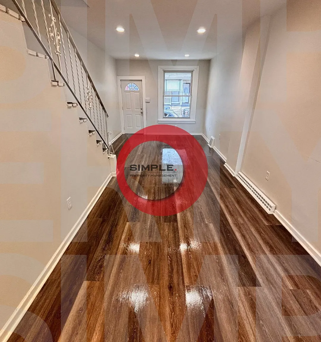 4 bed, 1200 sqft, $1,595 — Photo 3