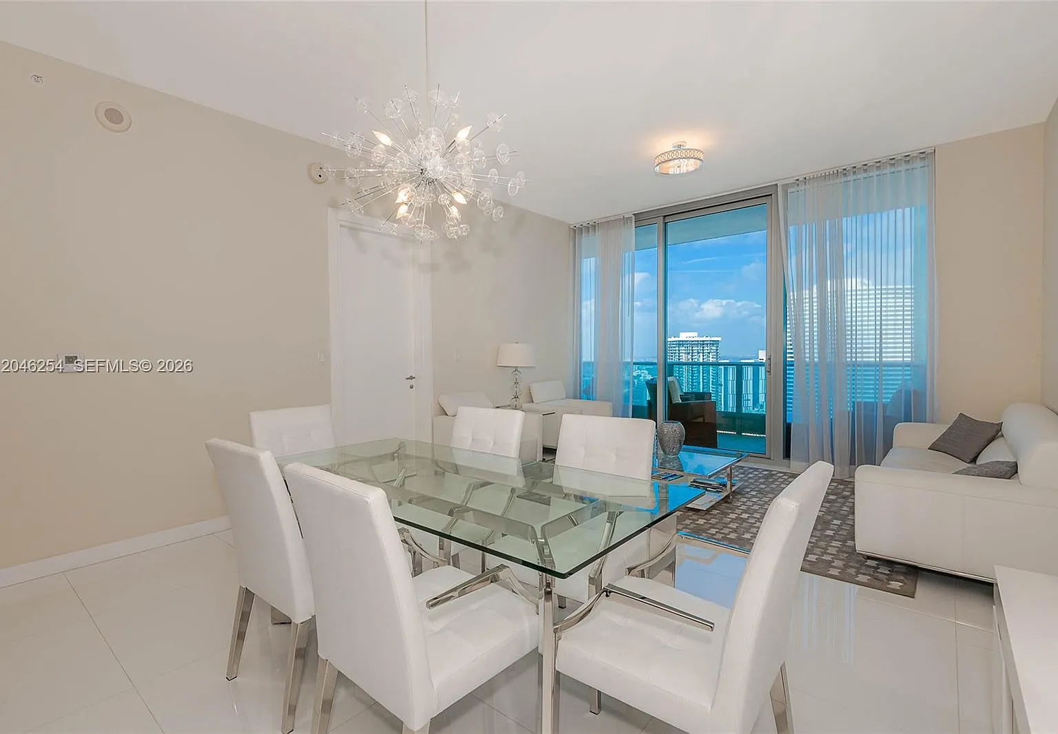 Epic West Condo — Photo 3