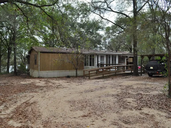 17920 Wood Haven Rd, Fountain, FL 32438