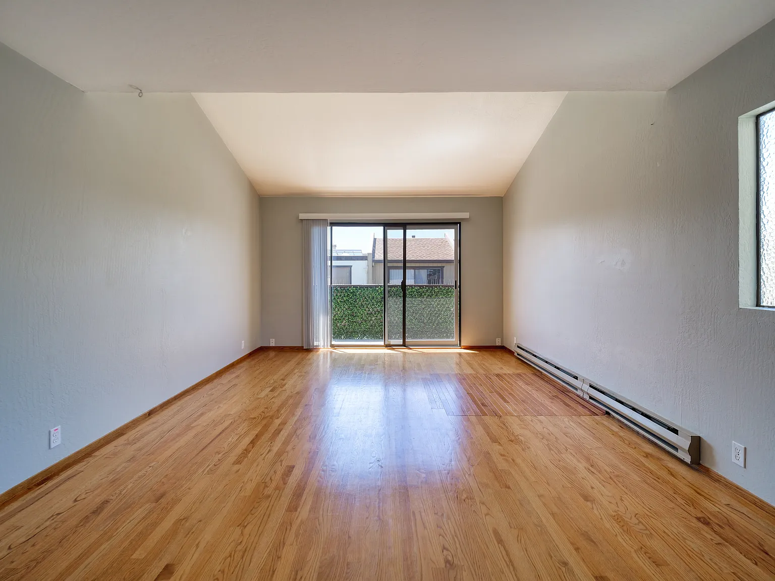 1 bed, 790 sqft, $2,800 — Photo 1