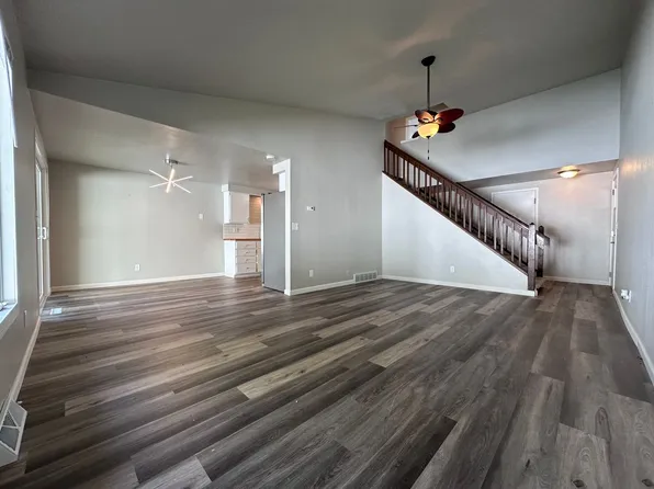 430 East 1st Ave, 430 E 1st Ave APT A, Appleton, WI 54911