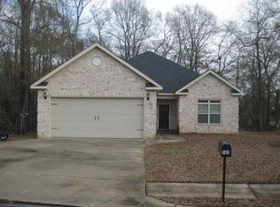 102 Village Walk, Centerville, GA 31028