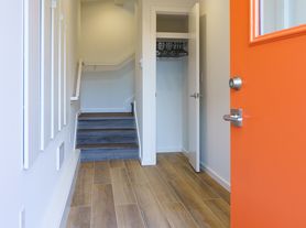 5312 6th Ave NW, Seattle, WA