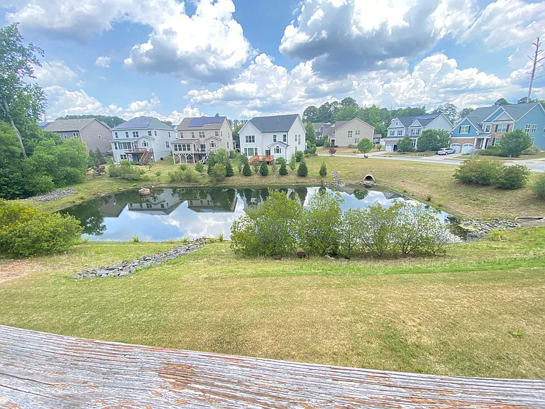 406 Gartrell Way — Photo 35