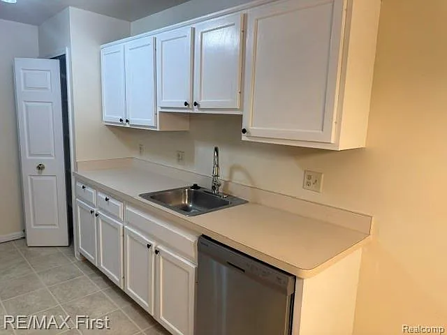 43234 Fountain Dr — Photo 6