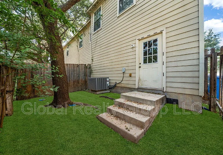7802 Kingsbury Way #4 — Photo 25