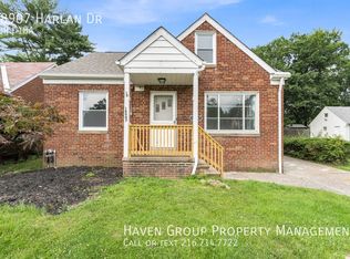 18907 Harlan Dr, Maple Heights, OH 44137