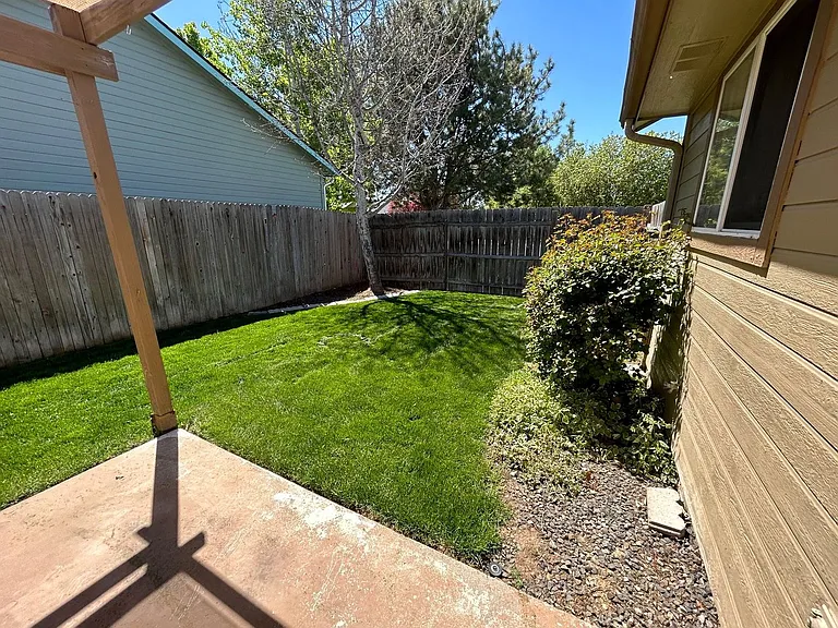 721 E Hawk St — Photo 31
