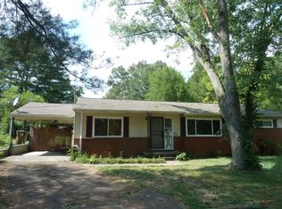 325 Sarvis Dr, Knoxville, TN 37920