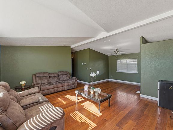 5th image of 2400 E Pleasant Valley Rd Spc 108