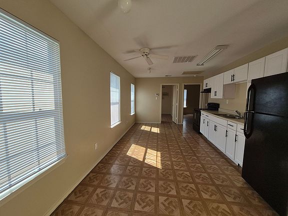 4th image of 1016 Blanco Rd APT 203