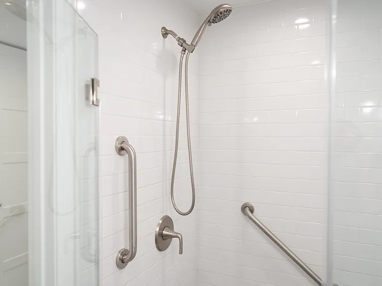 1058 Allen Ave — Photo 18