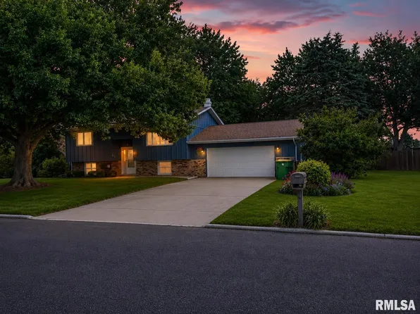 210 Dutch Ln, Metamora, IL 61548