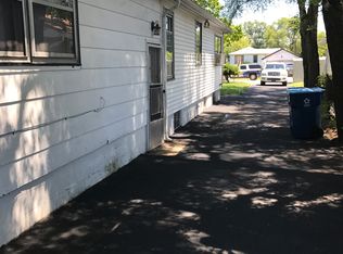 942 Greenbay Ave, Calumet City, IL