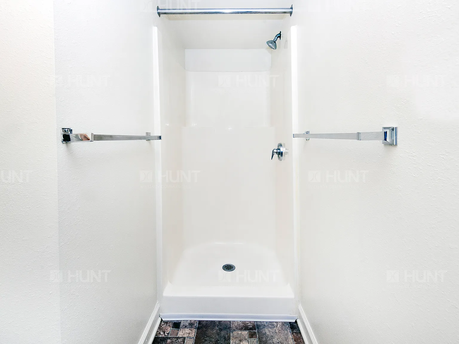4 bed, 1515 sqft, $1,917 — Photo 4