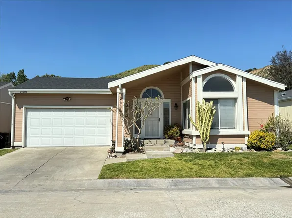 20021 Shadow Island Dr, Santa Clarita, CA 91351