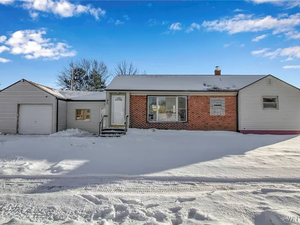 31 Meaford Rd, Cheektowaga, NY 14215