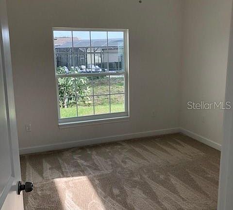 4th image of 146 Blue Heron Ct