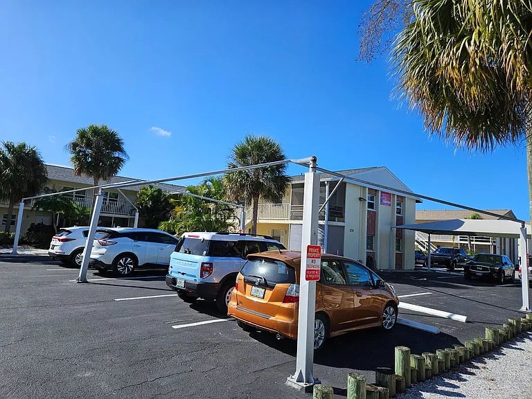 370 Base Ave E #210 — Photo 12