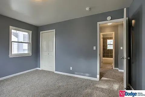 6518 Charles St — Photo 2