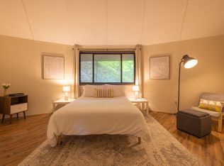 776 Foxden Rd, Mars Hill, NC 28754