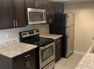 2 bed, 1.0 bath, $1,700, Aurora, CO 80017