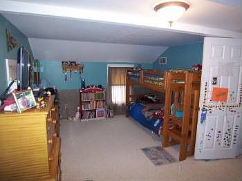 3rd image of 111 E Main St