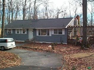 2 Lyrical Ln, Sandy Hook, CT 06482